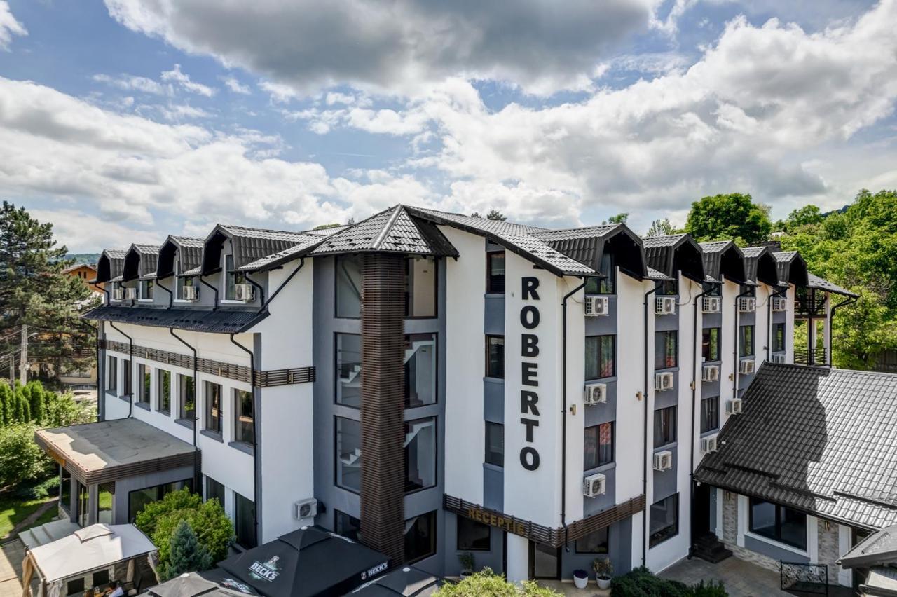 Hotel Roberto Slanic Prahova ภายนอก รูปภาพ